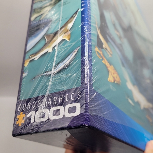 Eurographics Sharks 1000 Piece Puzzle - Picture 7 of 7
